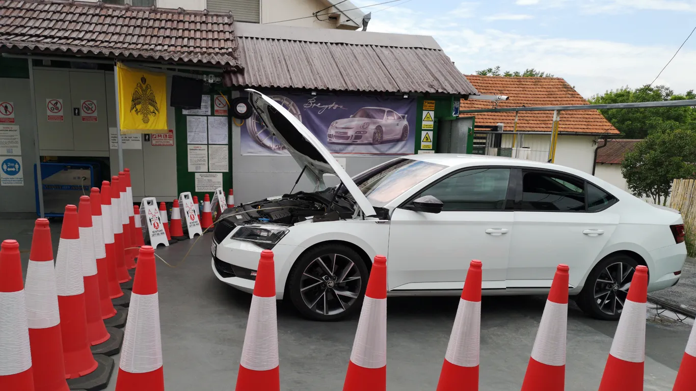 Dekarbonizacija Motora Škoda